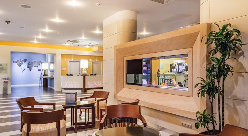 Гостиница Hilton Garden Inn  Краснодар-17
