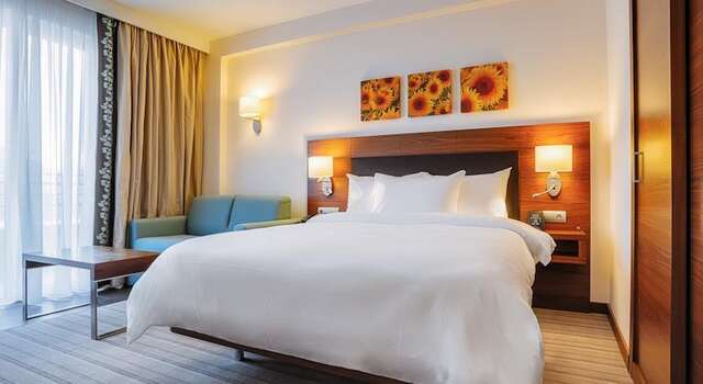 Гостиница Hilton Garden Inn  Краснодар-7